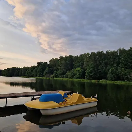 Дом отдыха Summer House By Lake Rosnowskie With Terrace, Cleaning Included *